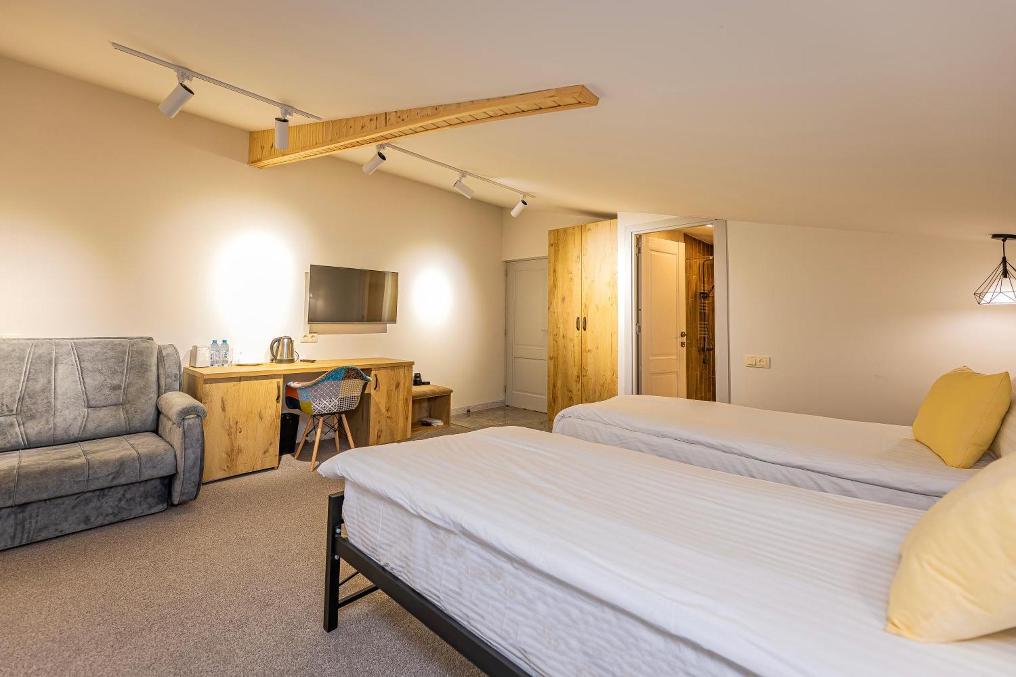 Taniqinn Dilijan Hotel المظهر الخارجي الصورة