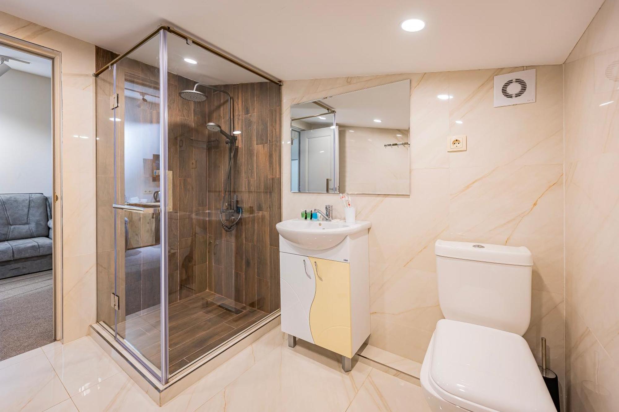 Taniqinn Dilijan Hotel المظهر الخارجي الصورة