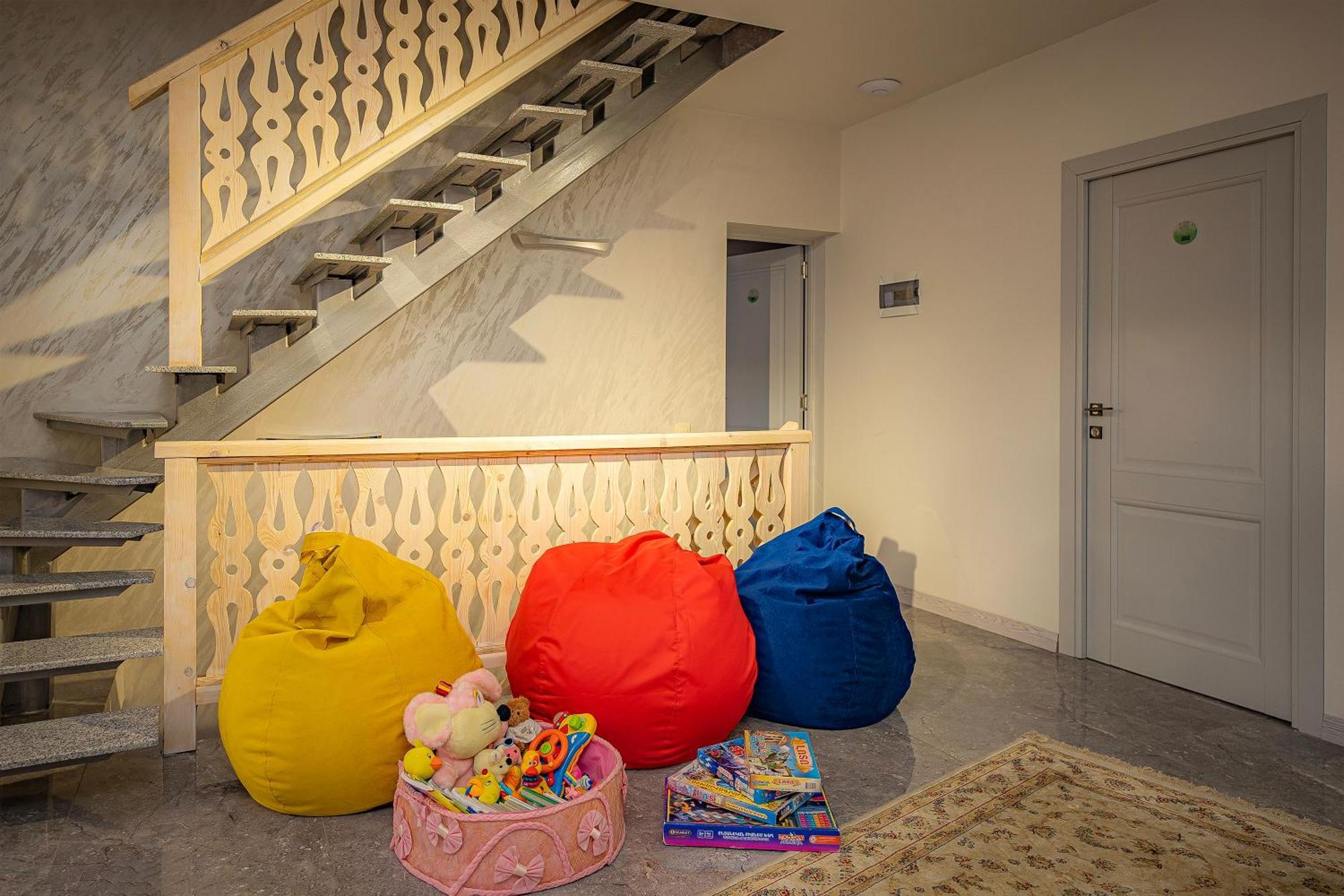 Taniqinn Dilijan Hotel المظهر الخارجي الصورة