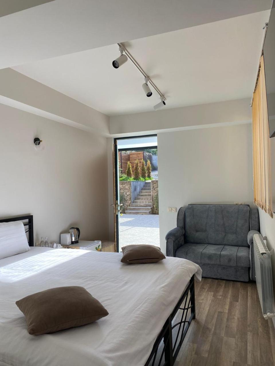 Taniqinn Dilijan Hotel المظهر الخارجي الصورة